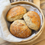 Low Carb Brötchen zum Frühstück frisch gebacken